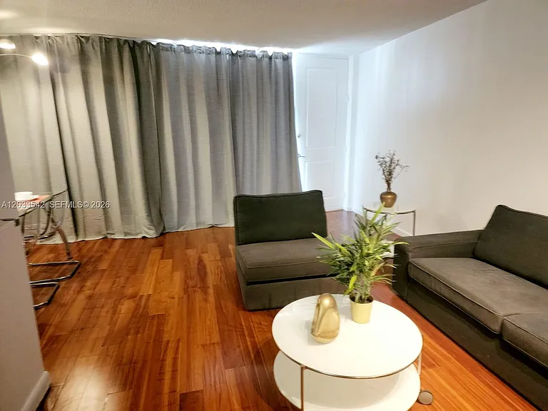 1100 Alton Rd #3C — Photo 8