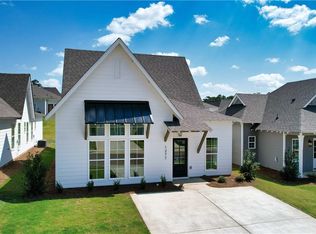 1277 Woodland Cir, Opelika, AL 36801