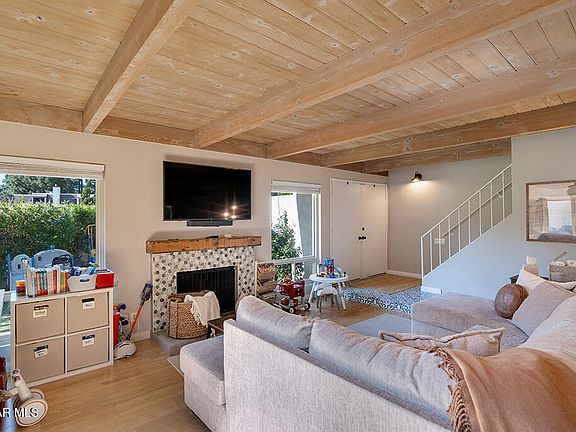 4th image of 2968 Dogwood Cir