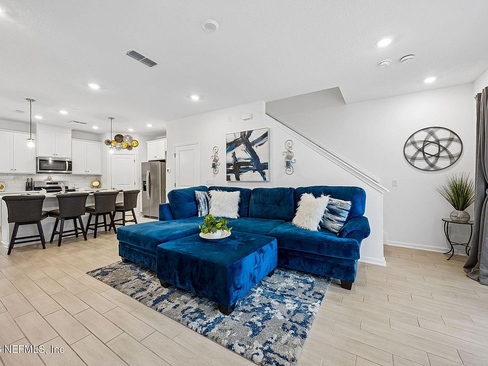 1st image of 68 MELLOWOOD Lane