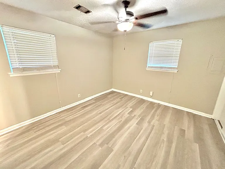 3305 E Tucker Dr NW — Photo 17