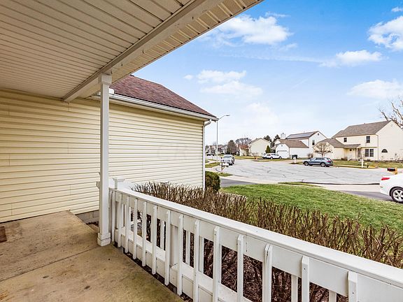 3rd image of 4999 Amblyn Ct