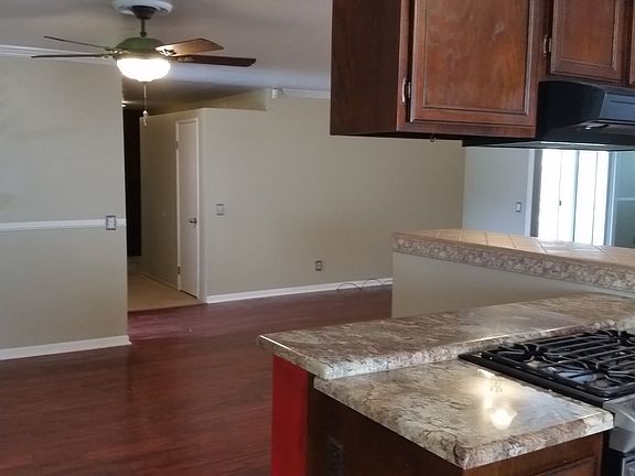 3rd image of 2859 Brandeis Dr