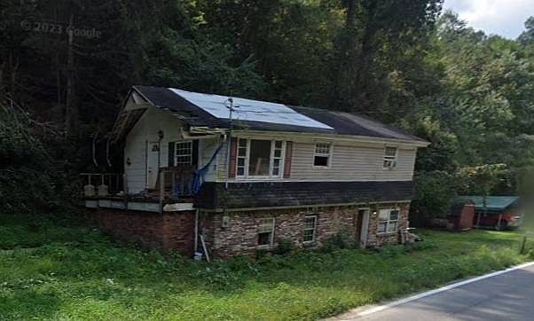 1st image of 1830 Thorofare Rd