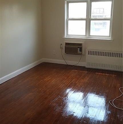 5th image of 1446 E 86th St #1