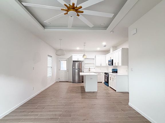 3rd image of 2705 W Brookside Bend St #4