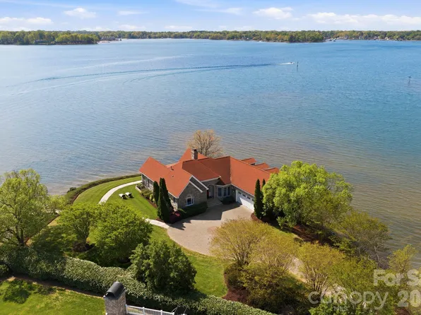 208 Prestwood Ln, Mooresville, NC 28117