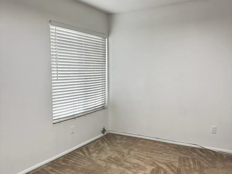 Second bed with fan