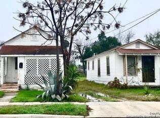 710 Sherman, San Antonio, TX 78202