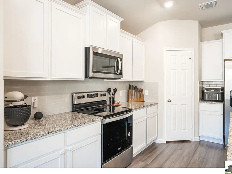 110 Ayla Marie Dr — Photo 10
