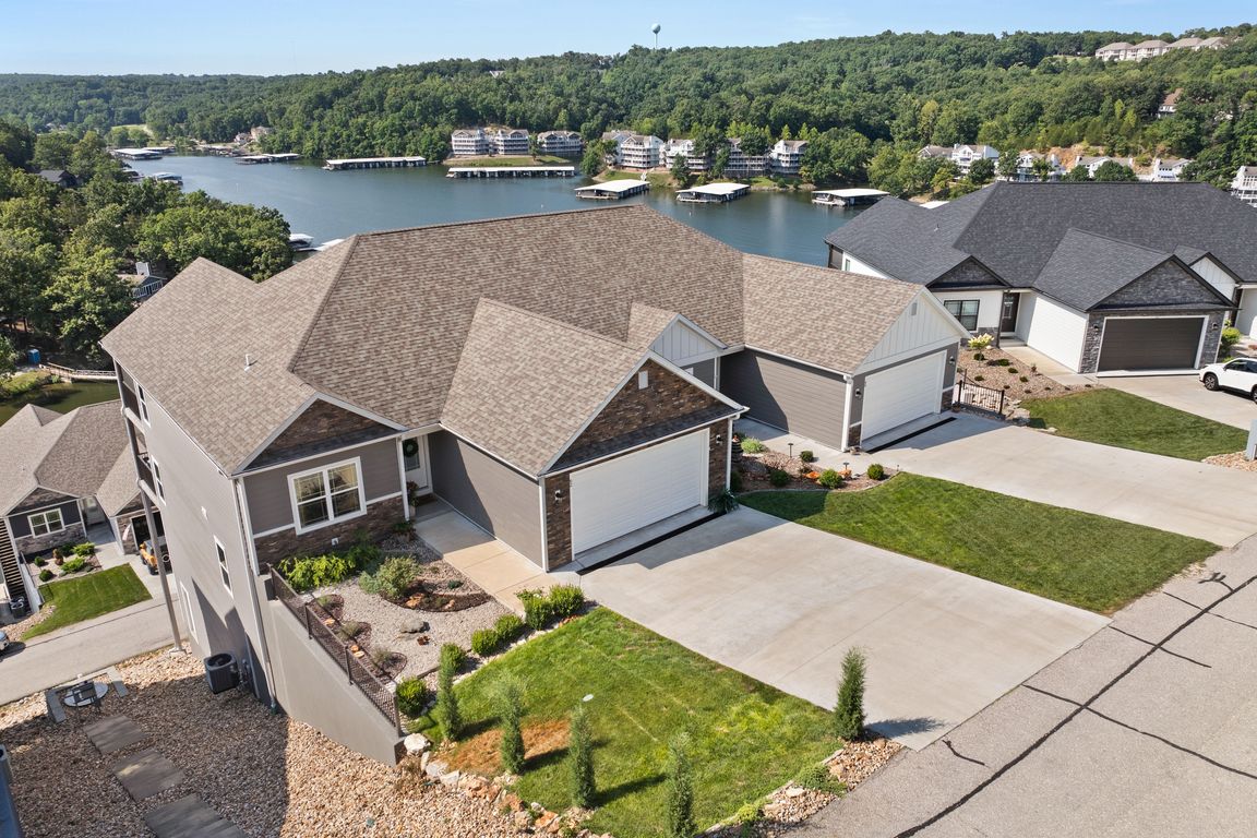 62 Barolo Ln (1)