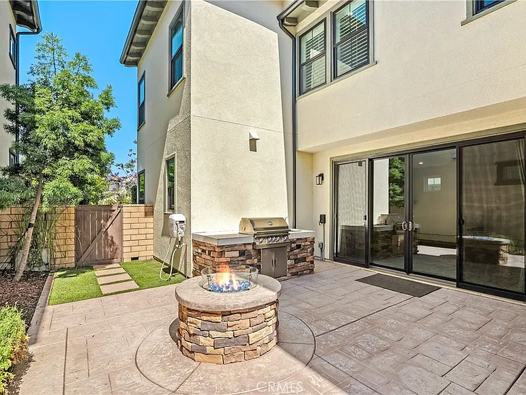 6795 Solterra Vista Pkwy — Photo 16
