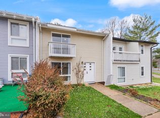 270 N Cottage Rd, Sterling, VA 20164