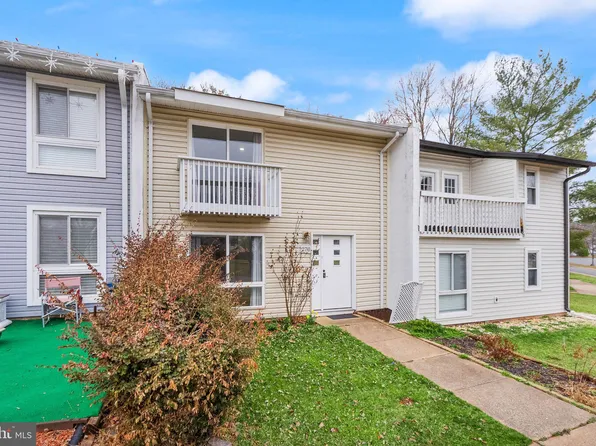 270 N Cottage Rd, Sterling, VA 20164