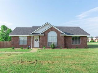 706 Aldridge St, Commerce, TX 75428