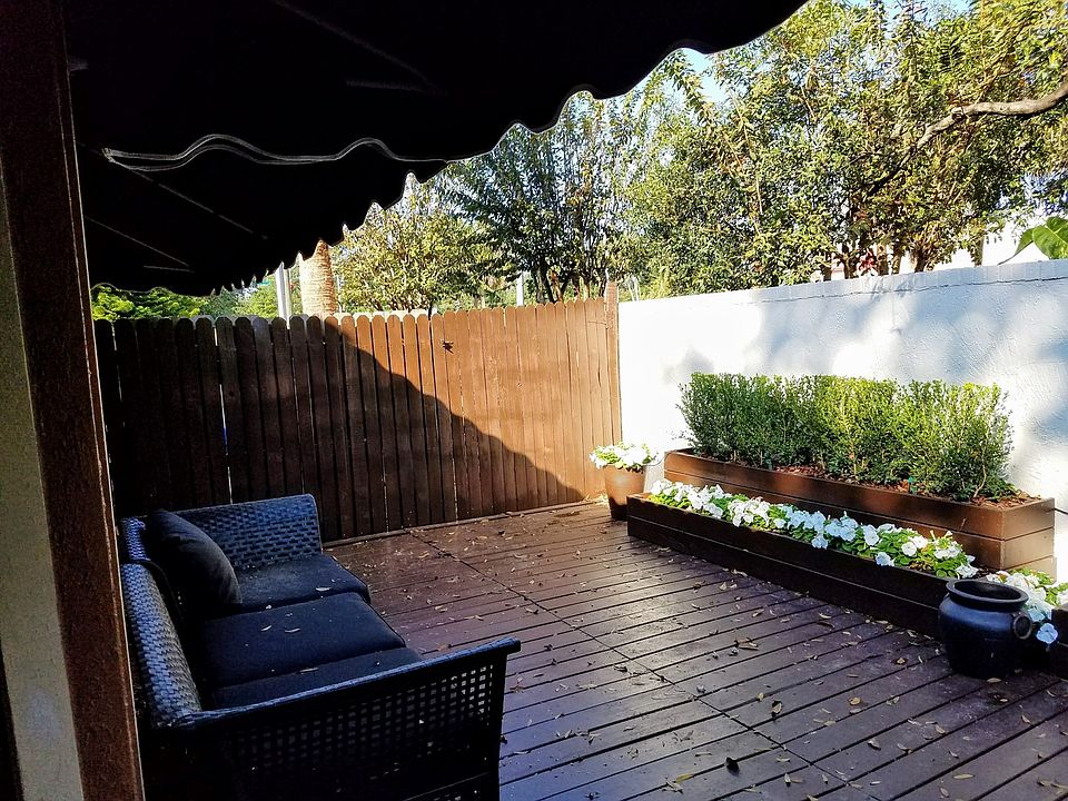 1st image of 602 N Trinidad Ct #602