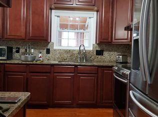 8244 Sunset Dr, Manassas, VA 20110