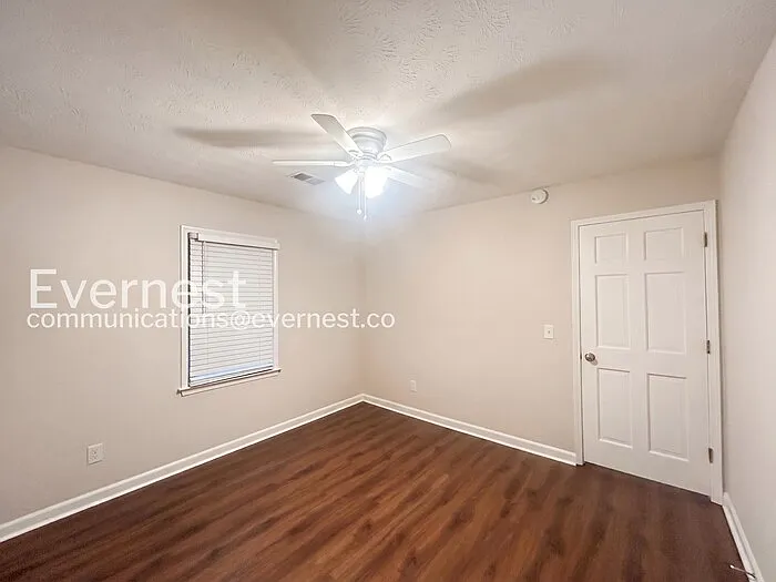 195 Poplar Way — Photo 15