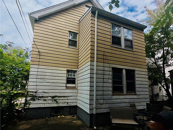 4th image of 826 Wayside Rd