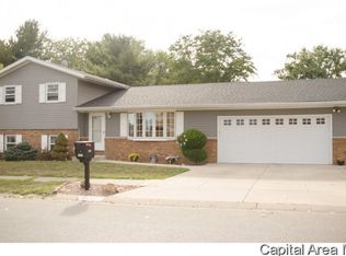 3201 Angelo St, Springfield, IL 62707