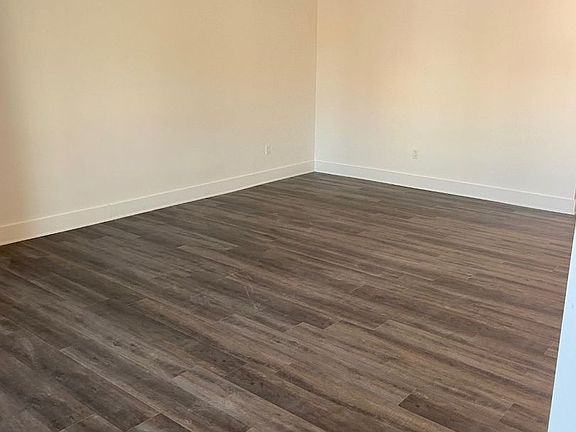 4th image of 2520 1st Ave N #5