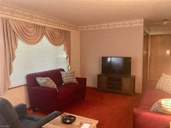 2nd image of 271 White Oak Dr