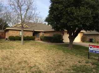 1218 Eastfield Dr, Mansfield, TX 76063