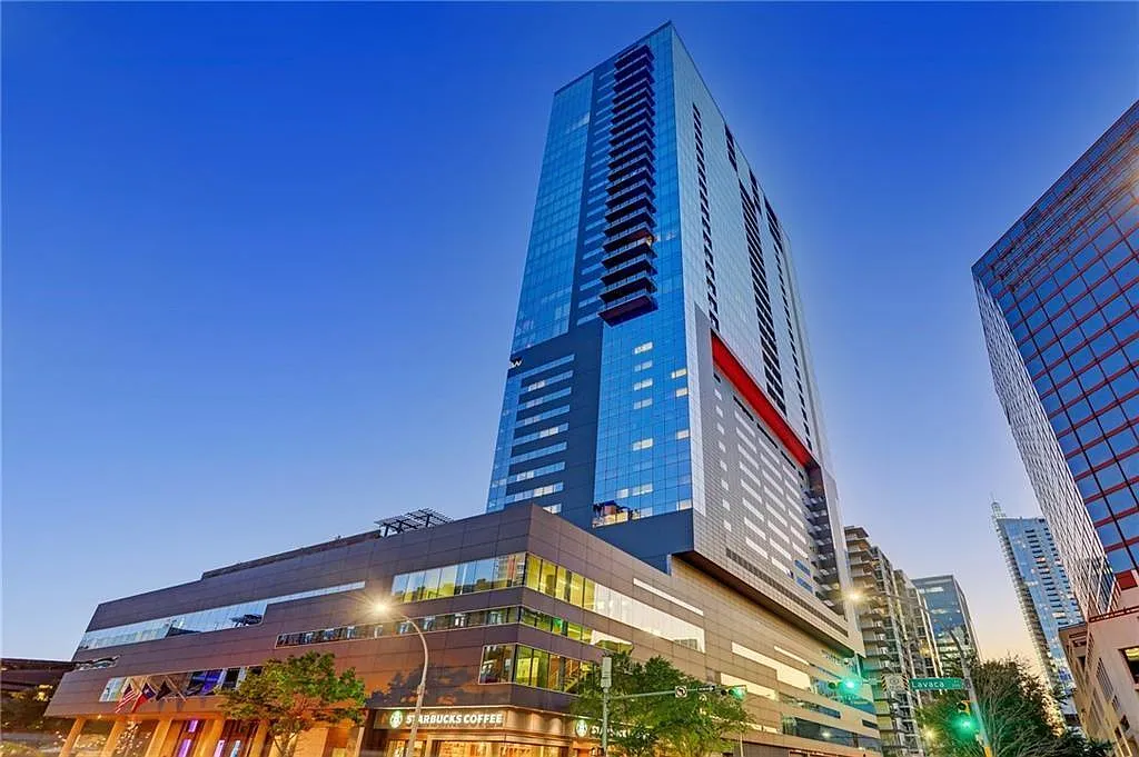 Building Photo - 210 Lavaca St #2608