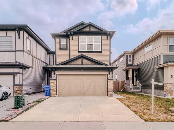 22 W Sage Bluff Hts NW, Calgary, AB T3R 1T3