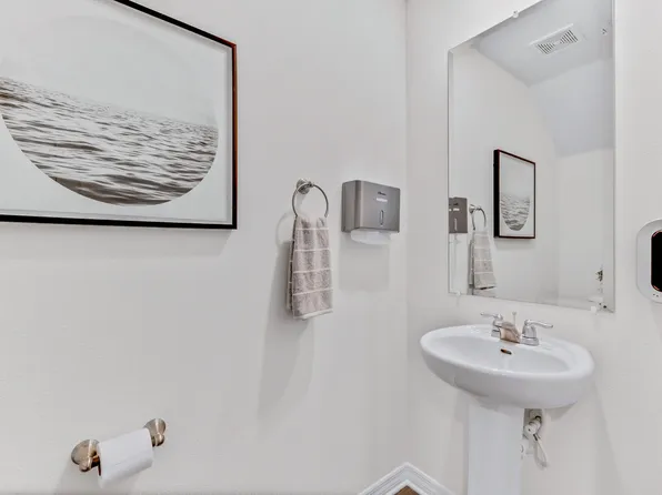 32194 Levering St, Wesley Chapel, FL 33545