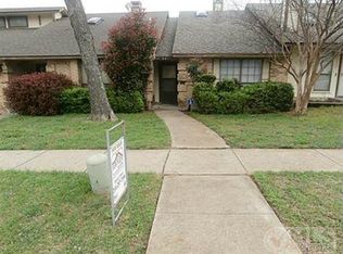 235 Hood Dr, Cedar Hill, TX 75104