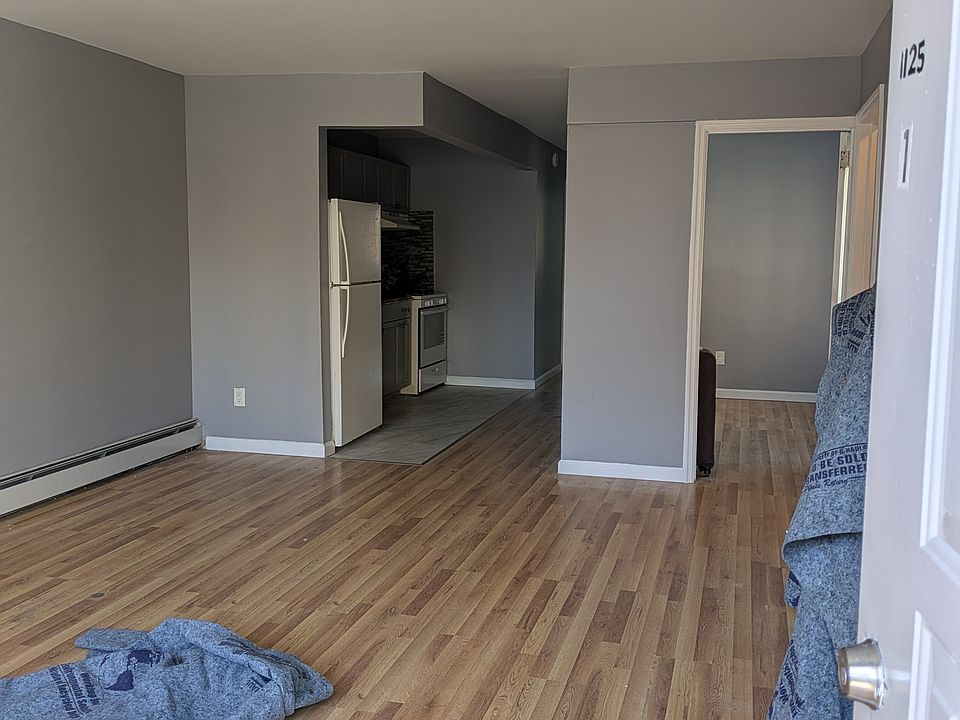 1st image of 1123 Gipson St Floor 1