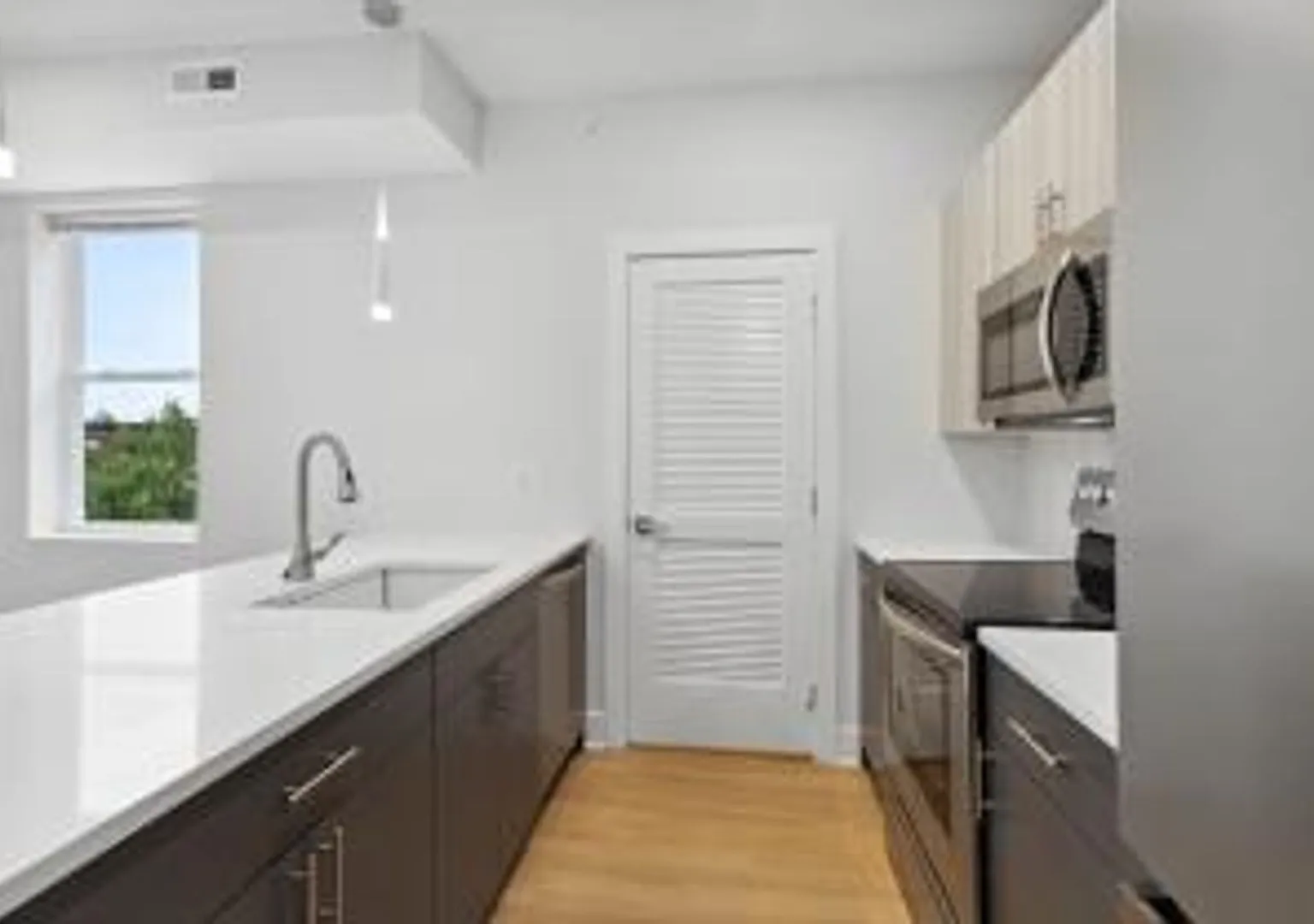 3818 Haverford Ave — Photo 2