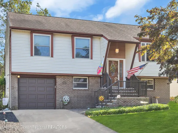 21 Capstan Street, Barnegat, NJ 08005
