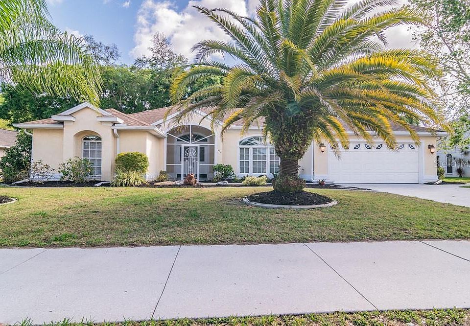 1st image of 422 Lake Of The Woods Dr