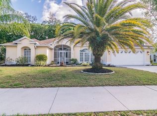 422 Lake Of The Woods Dr, Venice, FL 34293