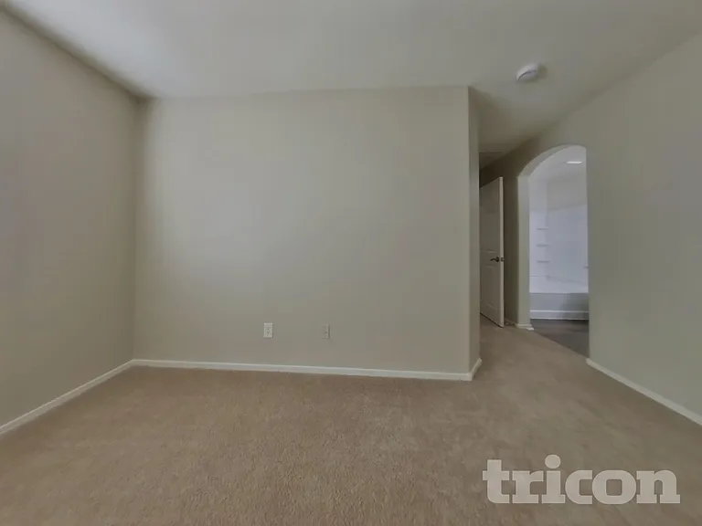 4660 E Laurel Ave — Photo 7
