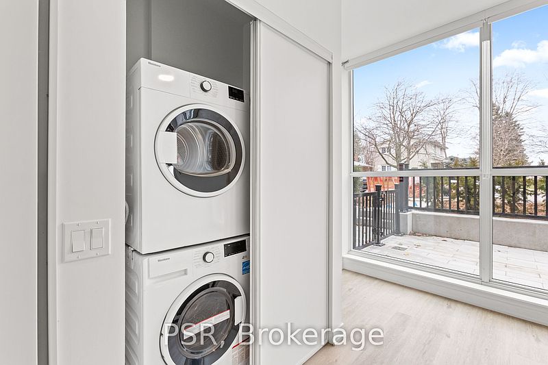 Toronto Townhouse for rent - 1 Bedroom — photo 14