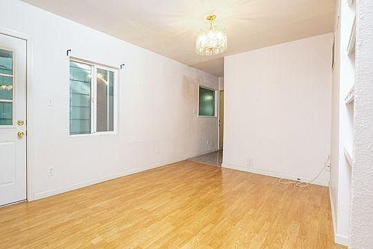 4th image of 238 27th St