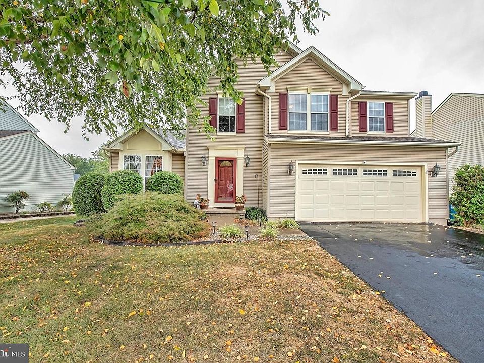 1st image of 309 Evergreen Dr