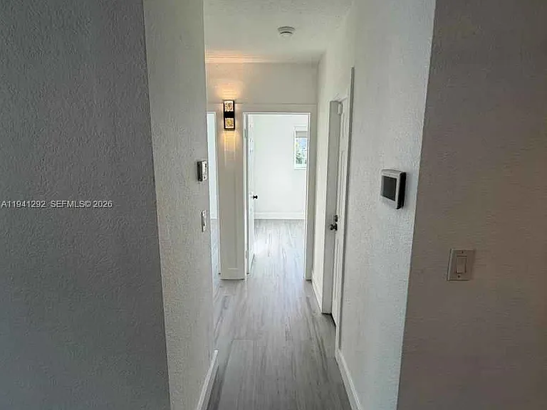SW 96th Ave — Photo 26