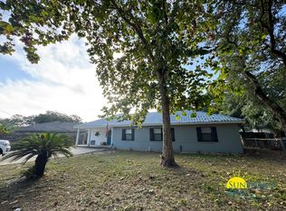 370 Osborne Dr NE, Fort Walton Beach, FL 32548