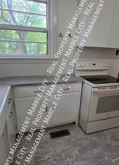 1812 Cedar Ln — Photo 14