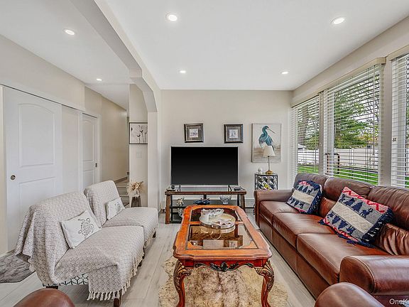 5th image of 122 McKinley Street