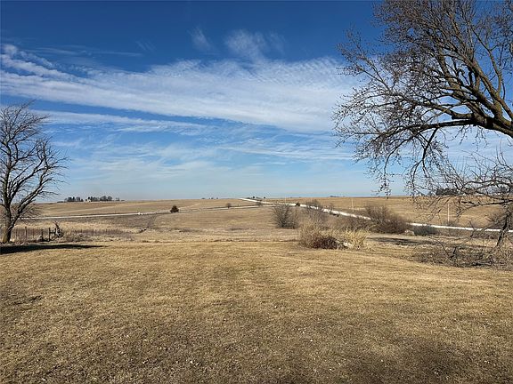 2nd image of 2817 Carver Rd