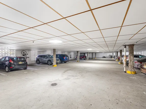 7430 John F Kennedy Boulevard image 19 of 20