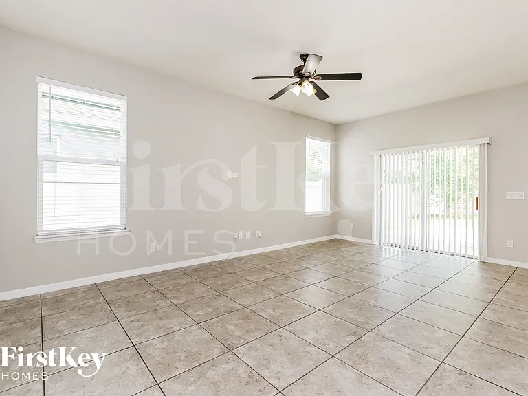3929 Pine Gate Trl — Photo 2