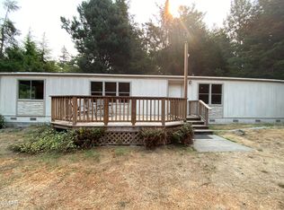 17421 Franklin Rd, Fort Bragg, CA 95437