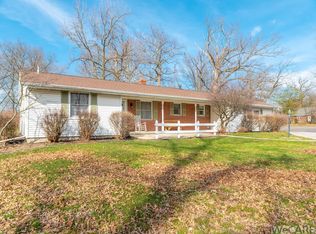 832 Glynwood Rd, Wapakoneta, OH 45895