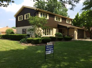2501 Kensington Ave, Westchester, IL